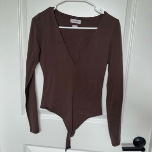 Aritzia Babaton V-Neck Brown Bodysuit